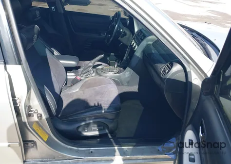 2004 Lexus Is 300 z USA, uszkodzony, nr VIN JTHBD192740092719